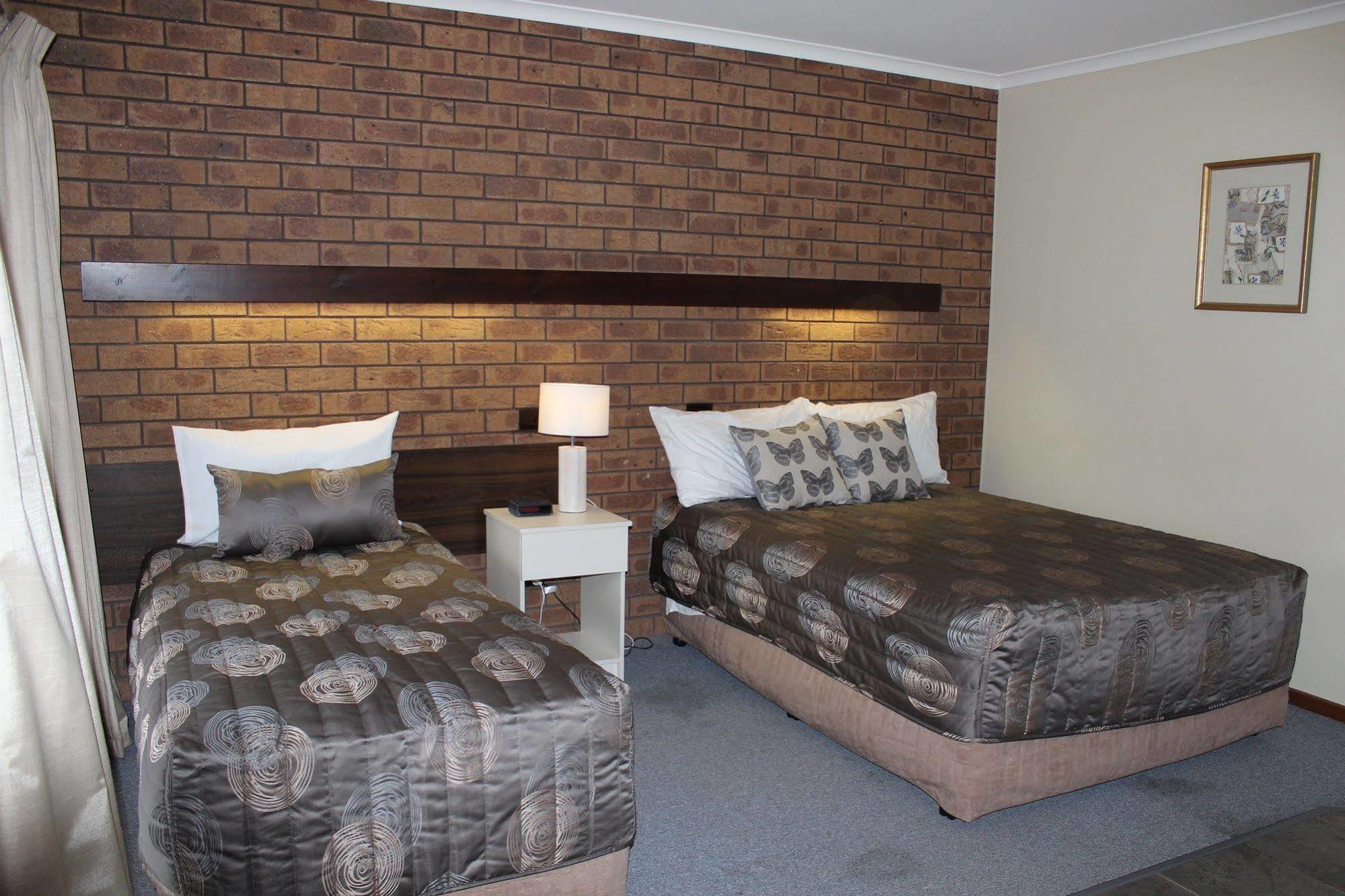 Dunolly Golden Triangle Motel Екстер'єр фото