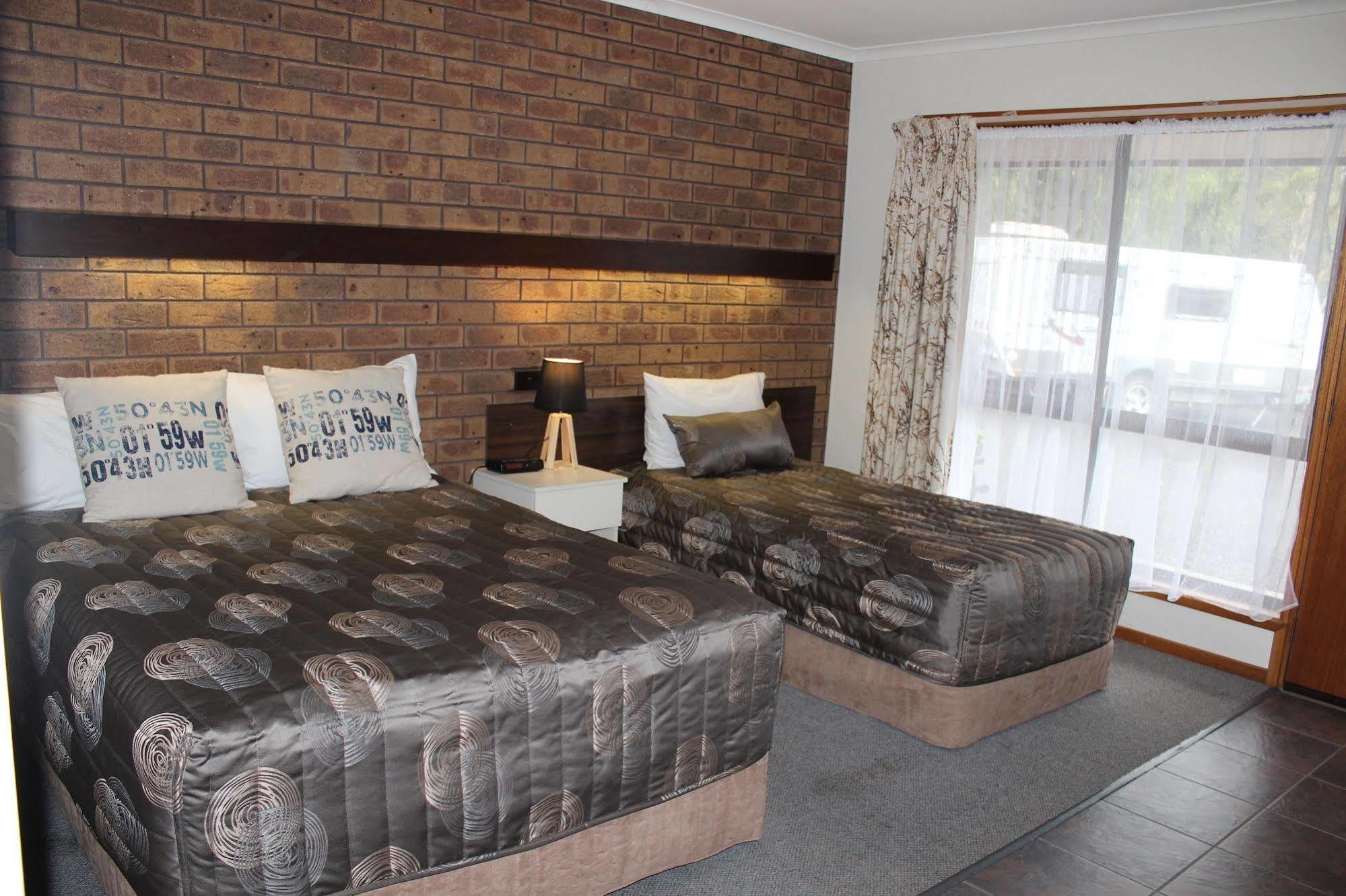 Dunolly Golden Triangle Motel Екстер'єр фото