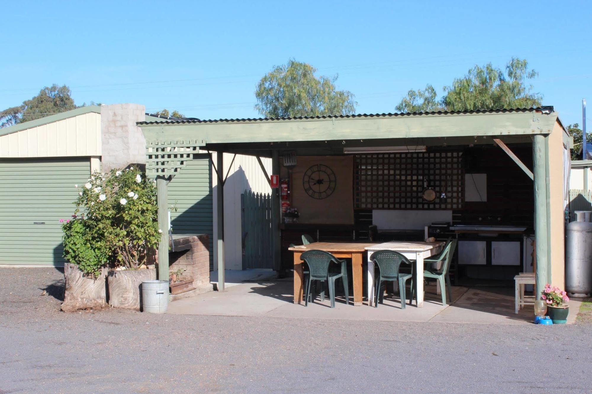 Dunolly Golden Triangle Motel Екстер'єр фото