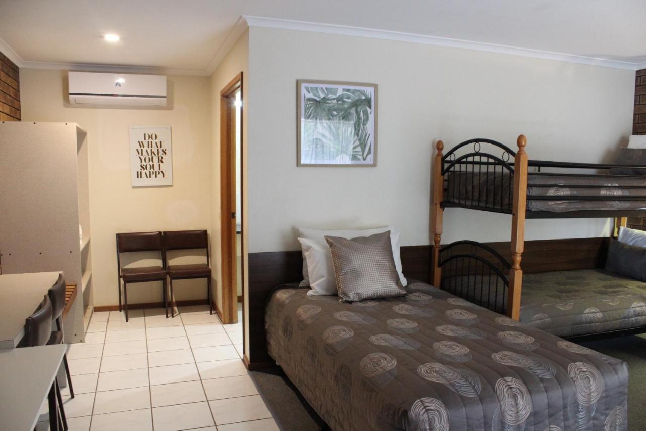 Dunolly Golden Triangle Motel Екстер'єр фото